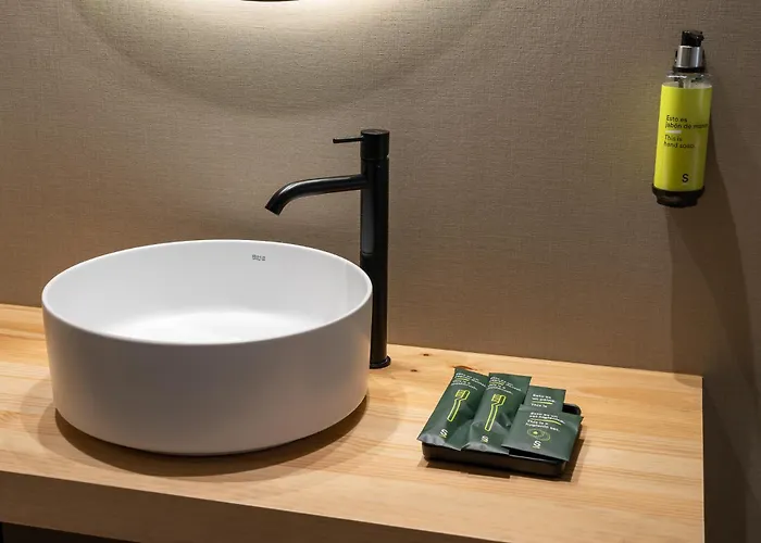 Sercotel Esteoeste 4* لوغو